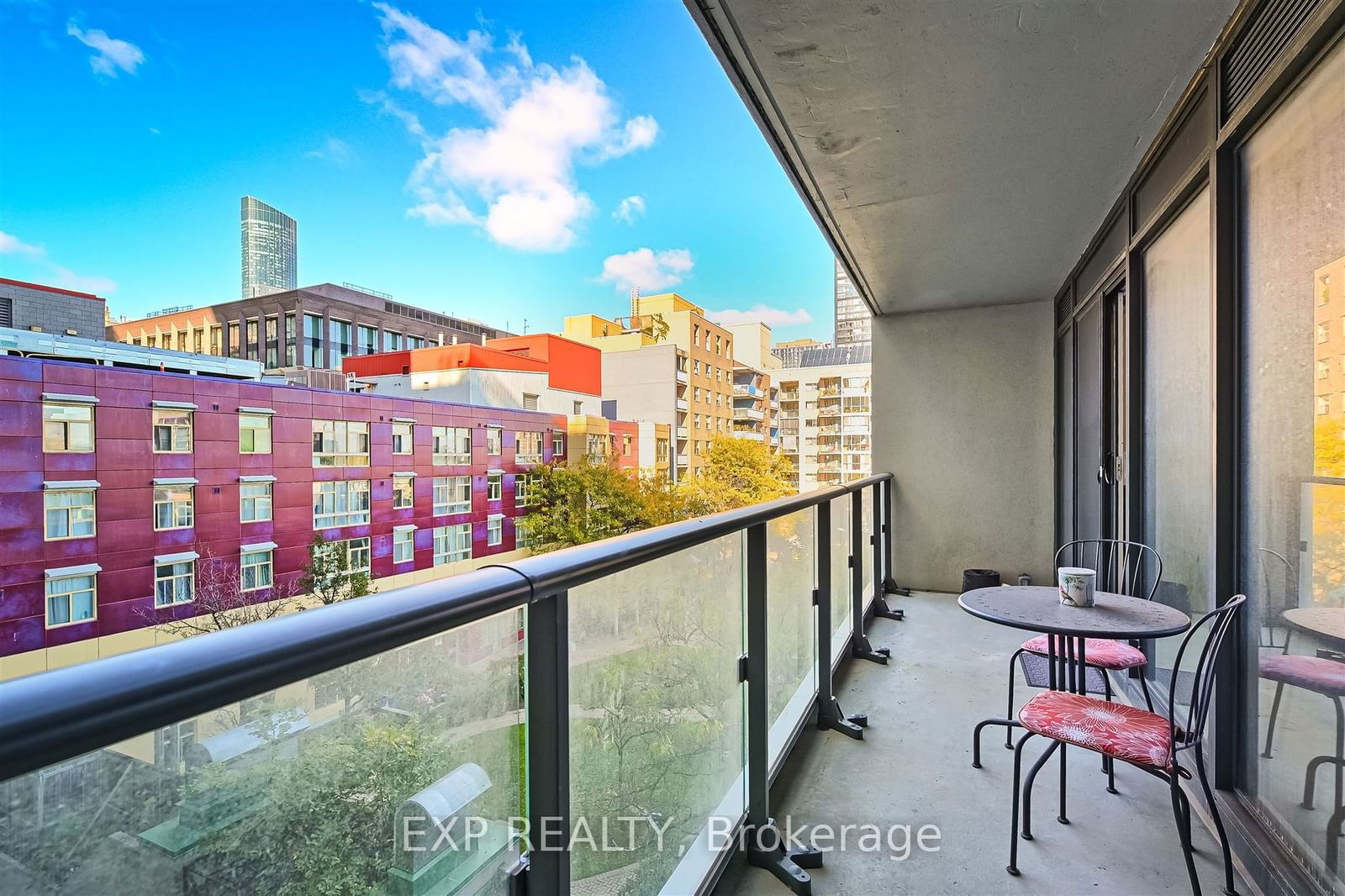 251 Jarvis St, unit 609 for sale