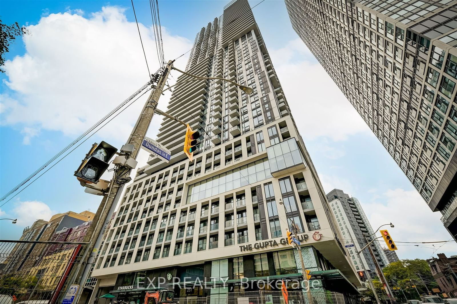 251 Jarvis St, unit 609 for sale