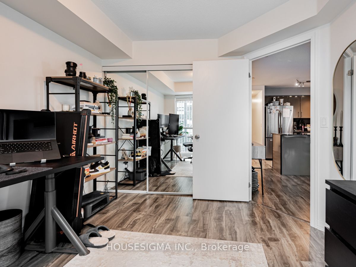 16 Yonge St, unit 1911 for rent