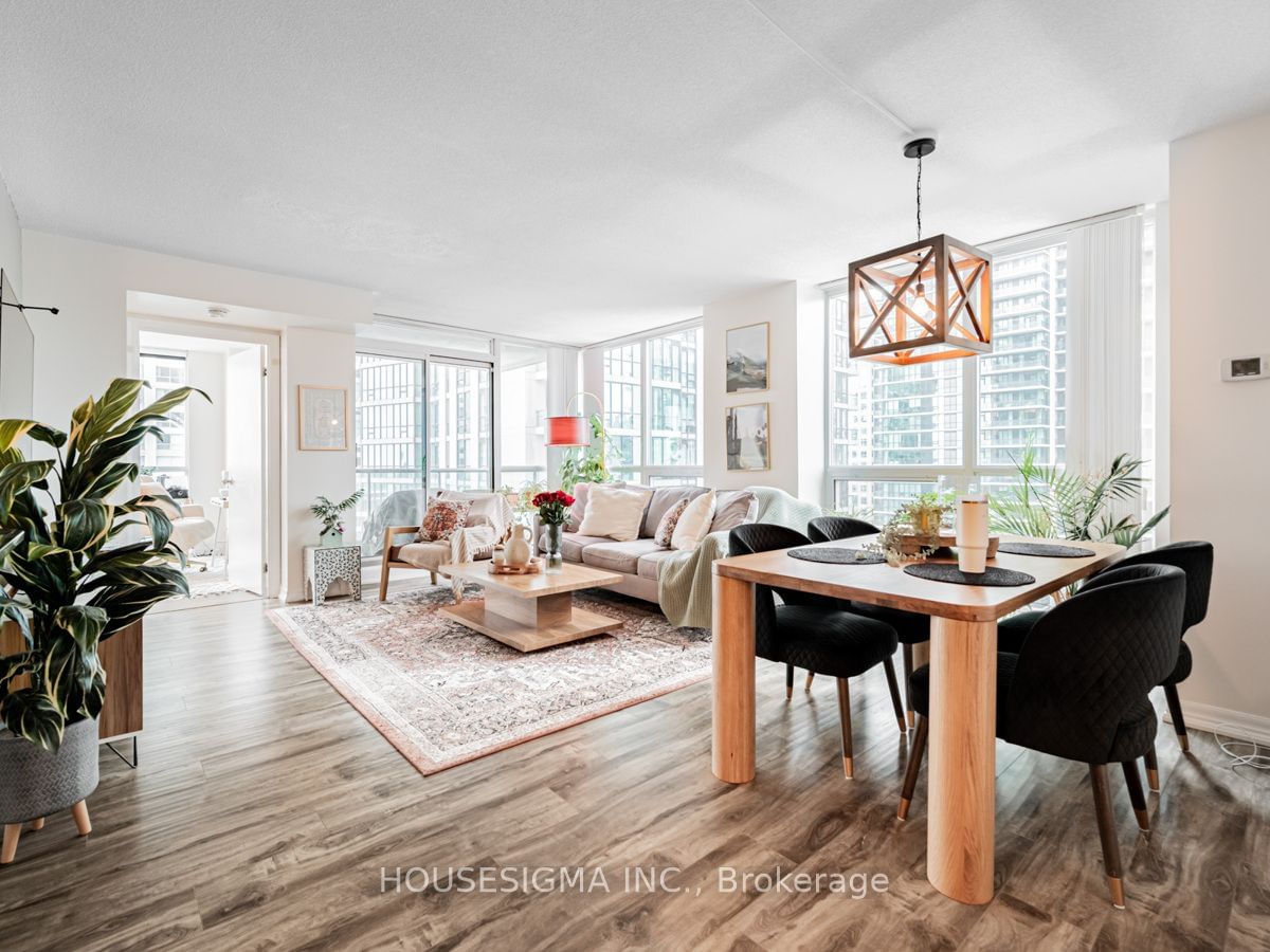 16 Yonge St, unit 1911 for rent