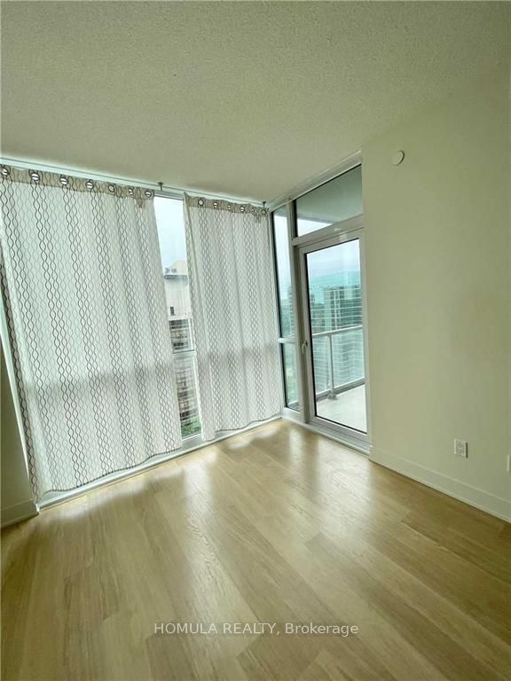 88 Sheppard Ave E, unit 1510 for rent