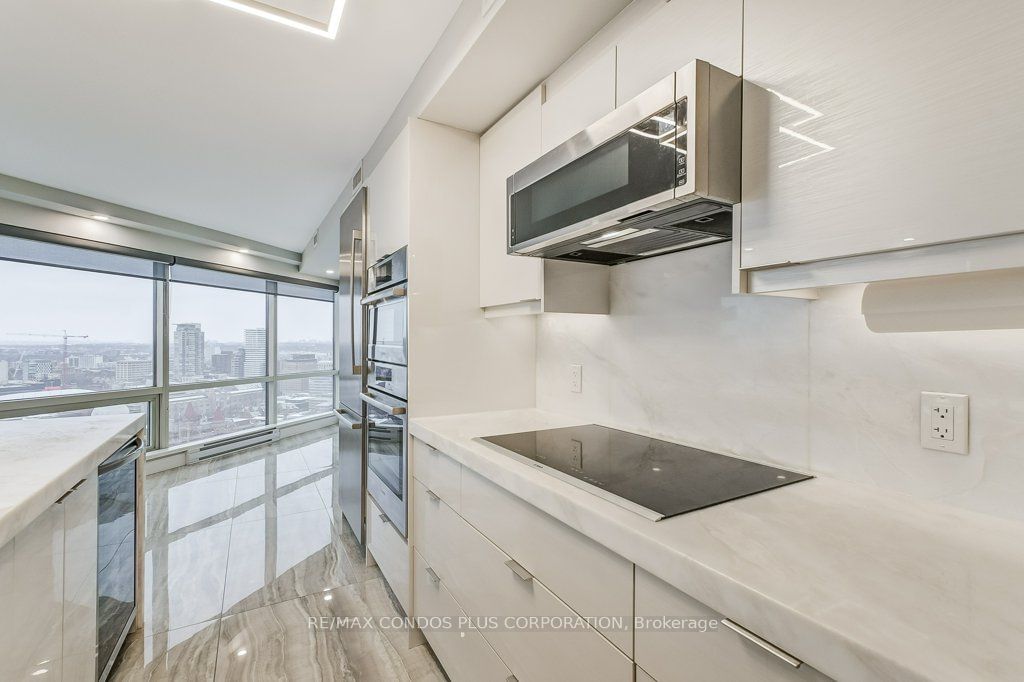 1001 Bay St, unit 3211 for sale