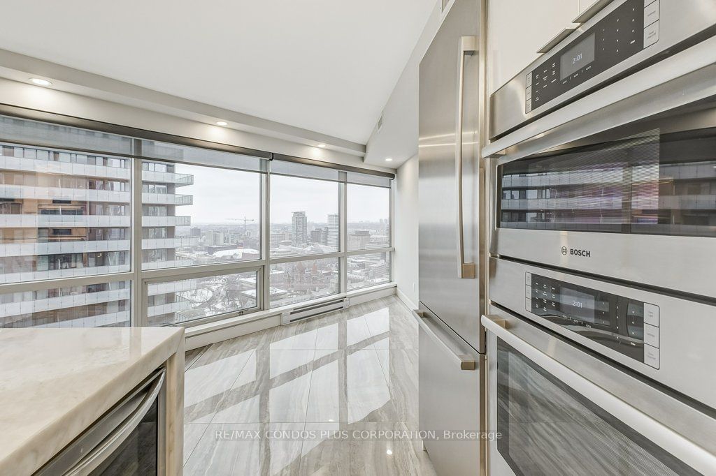 1001 Bay St, unit 3211 for sale