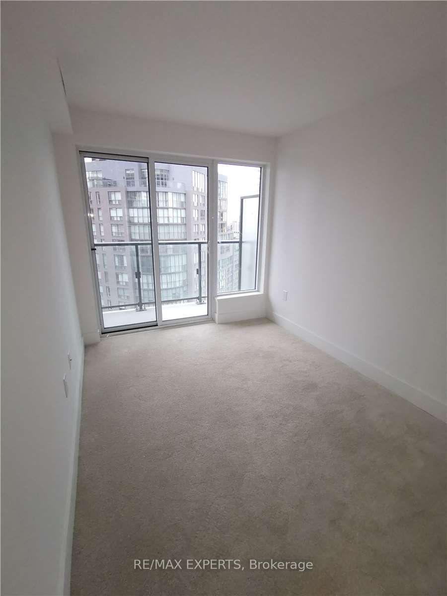 955 Bay St, unit 2716 for rent