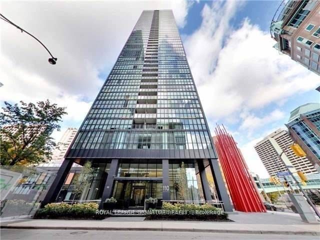 110 Charles St E, unit 1601 for rent