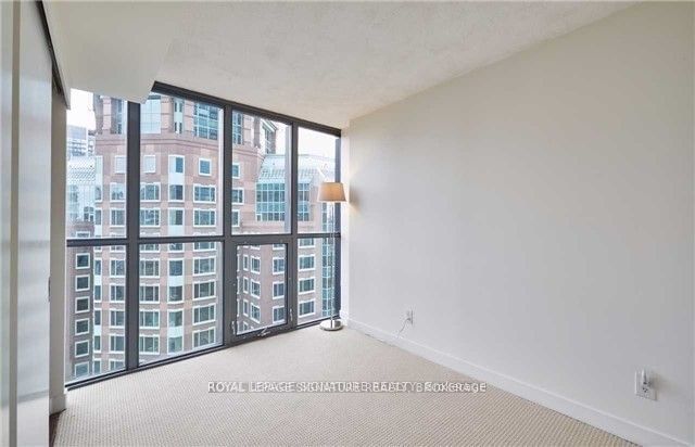 110 Charles St E, unit 1601 for rent