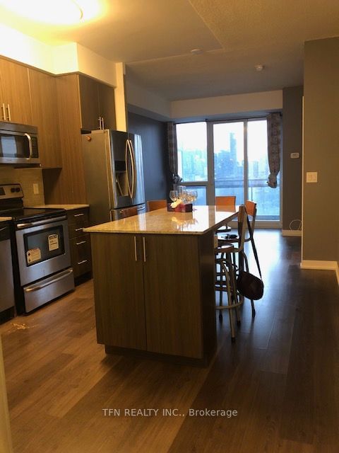 225 Sackville St, unit 1908 for rent