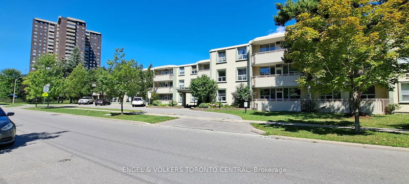 70 Old Sheppard Ave, unit 315 for rent