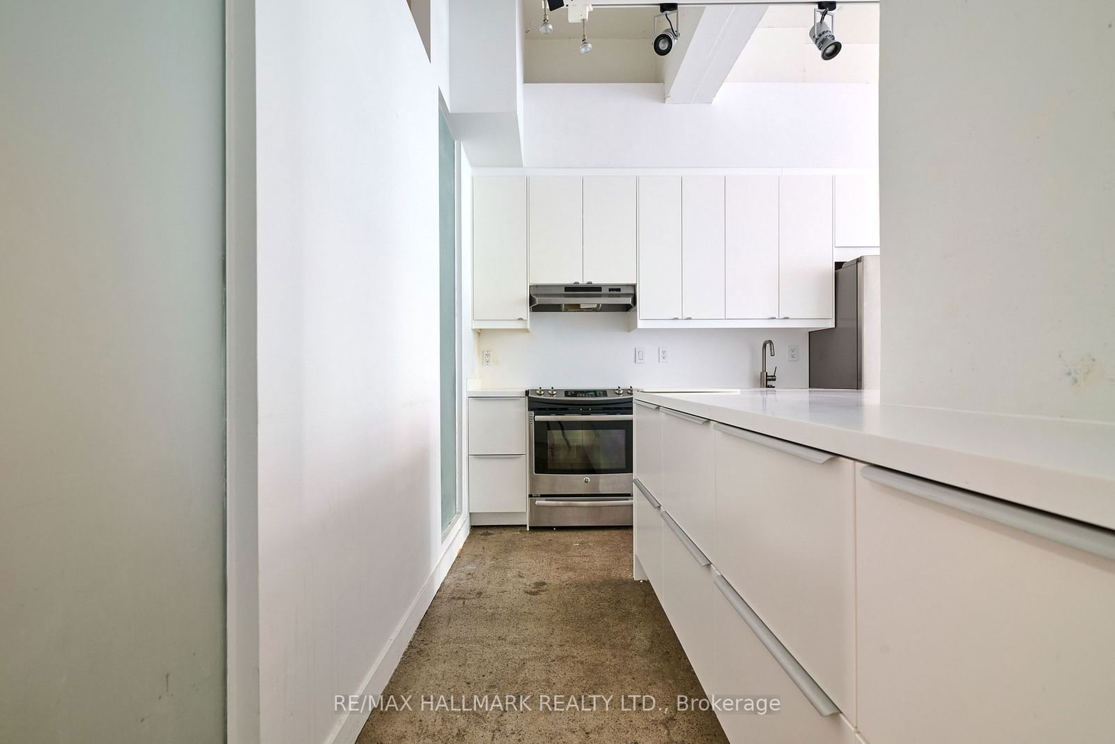 155 Dalhousie St, unit 729 for rent