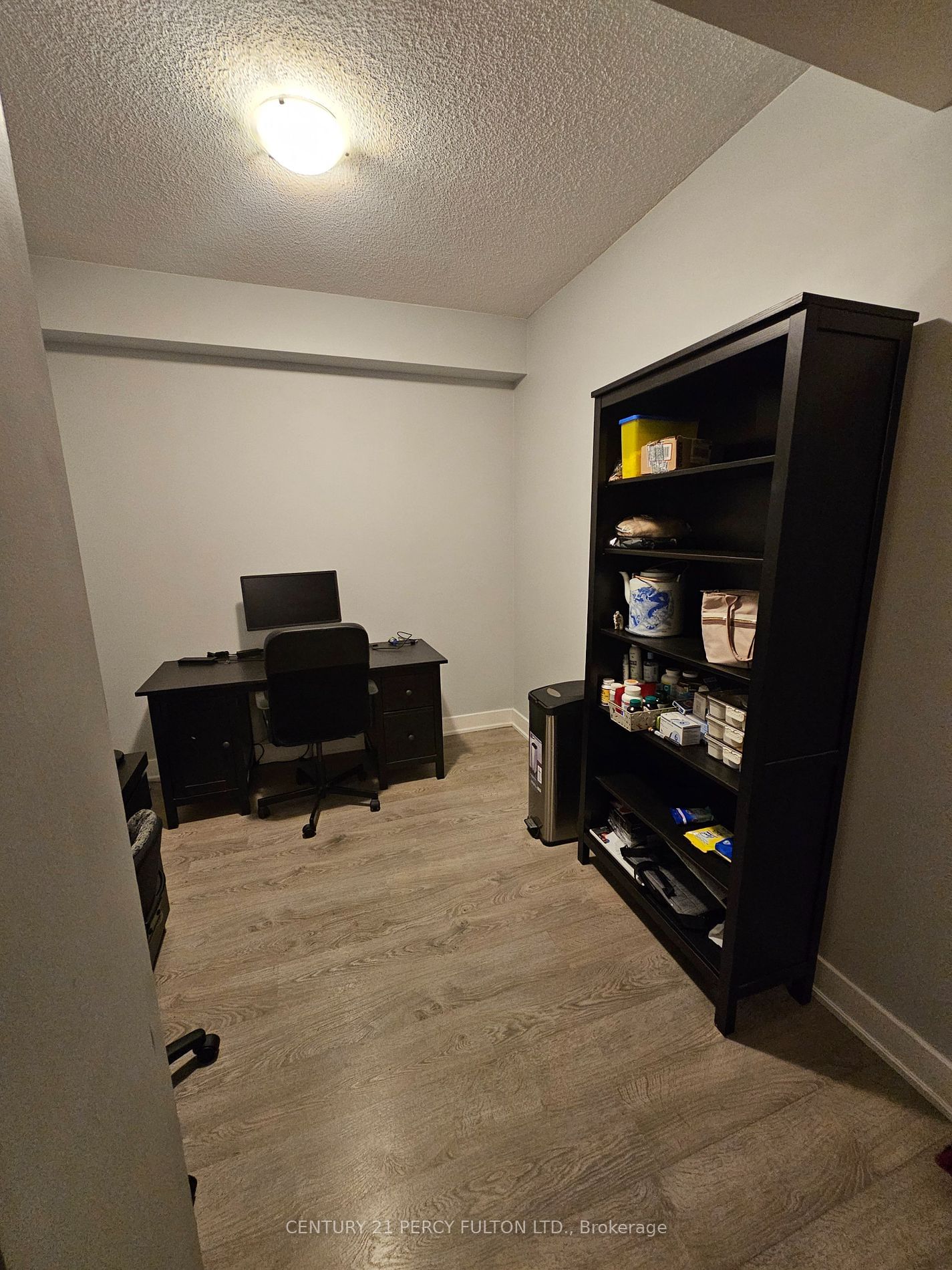 88 Sheppard Ave E, unit 213 for rent