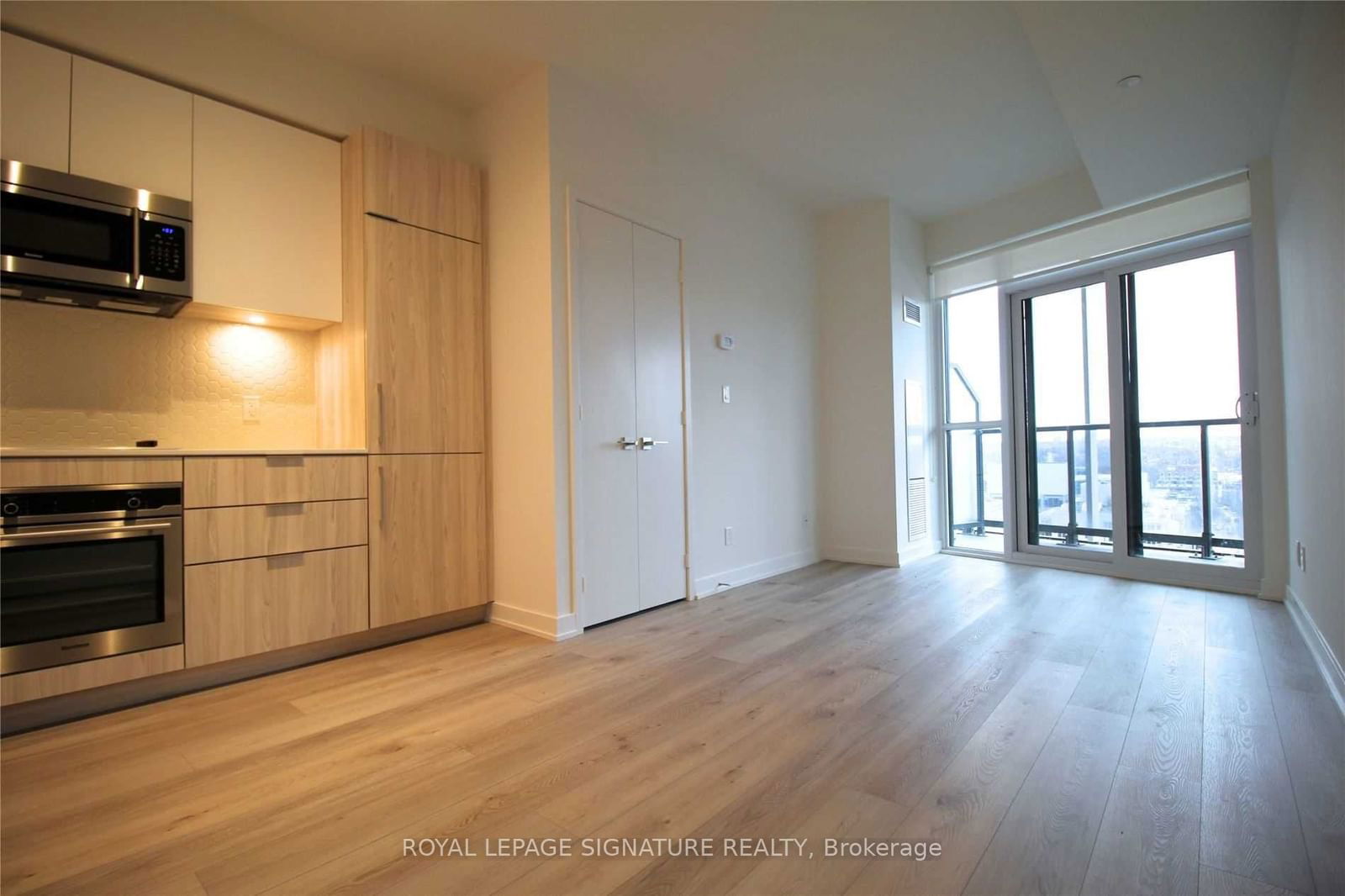 50 Ordnance St, unit 2808 for rent