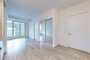 28 Freeland St, unit 1803 for rent