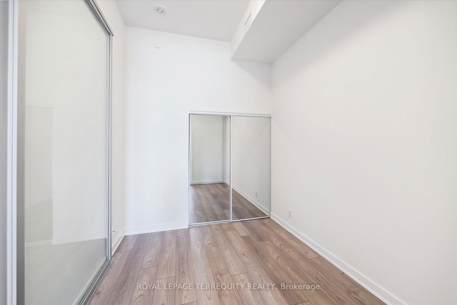 120 Parliament St, unit 501 for sale