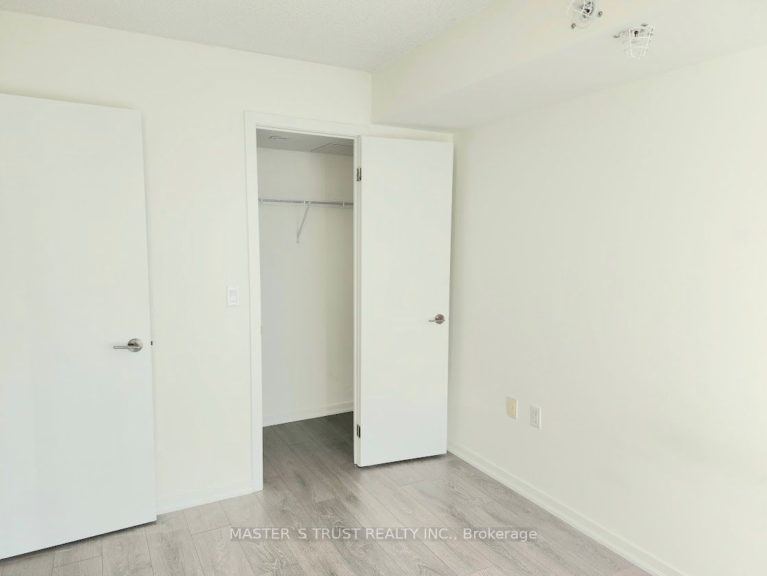 36 Lisgar St, unit 2201E for rent