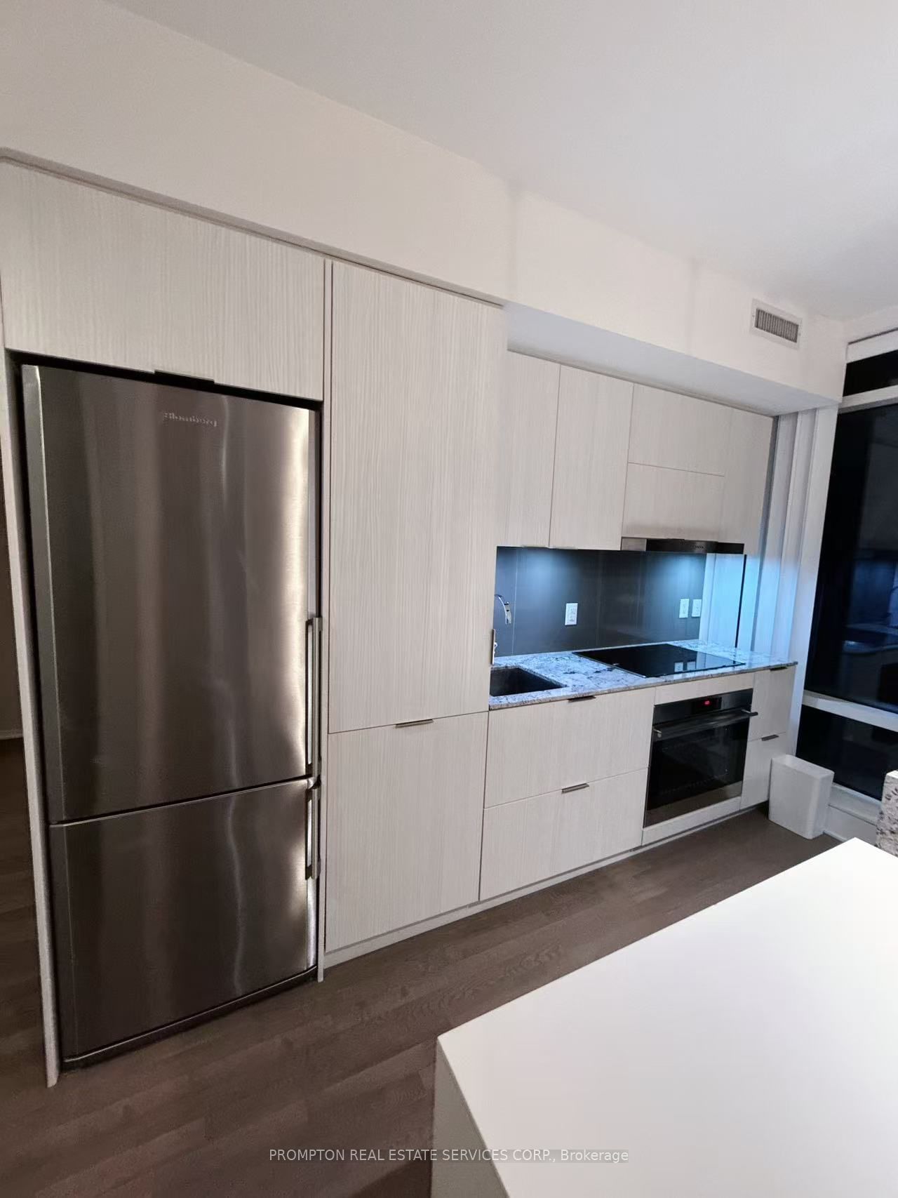 1 Bloor St, unit 3110 for rent