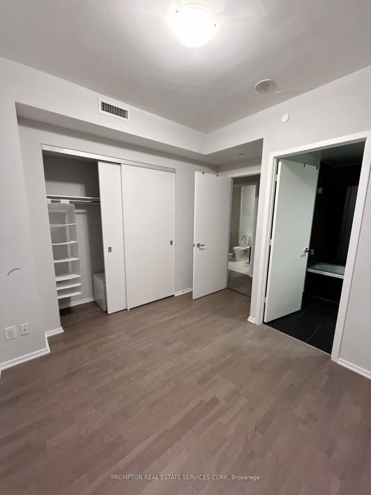 1 Bloor St, unit 3110 for rent