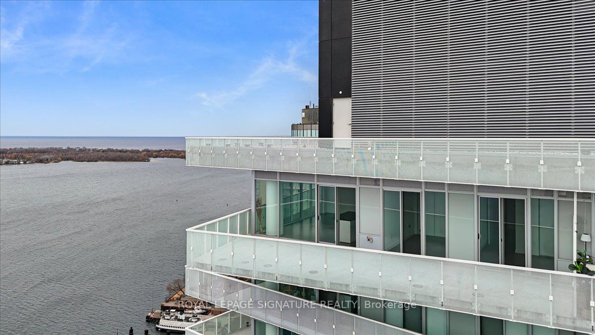 15 Queens Quay E, unit 3402 for rent