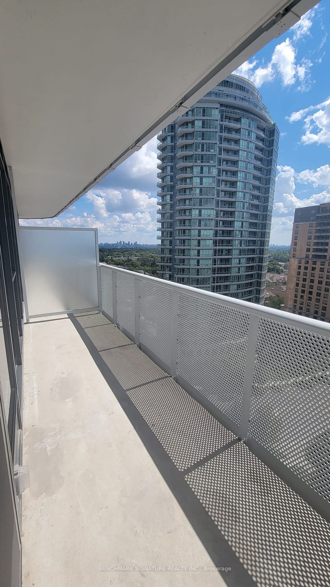 15 Holmes Ave, unit 1312 for sale