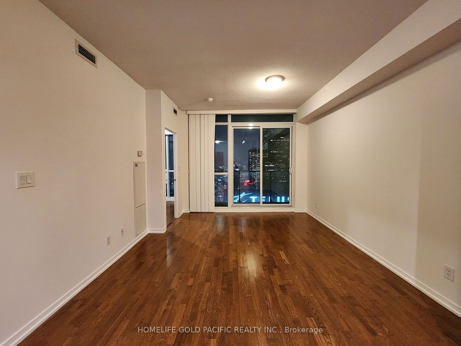 55 Bremner Blvd, unit 4702 for rent