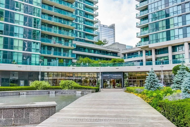 33 Bay St, unit 4005 for rent