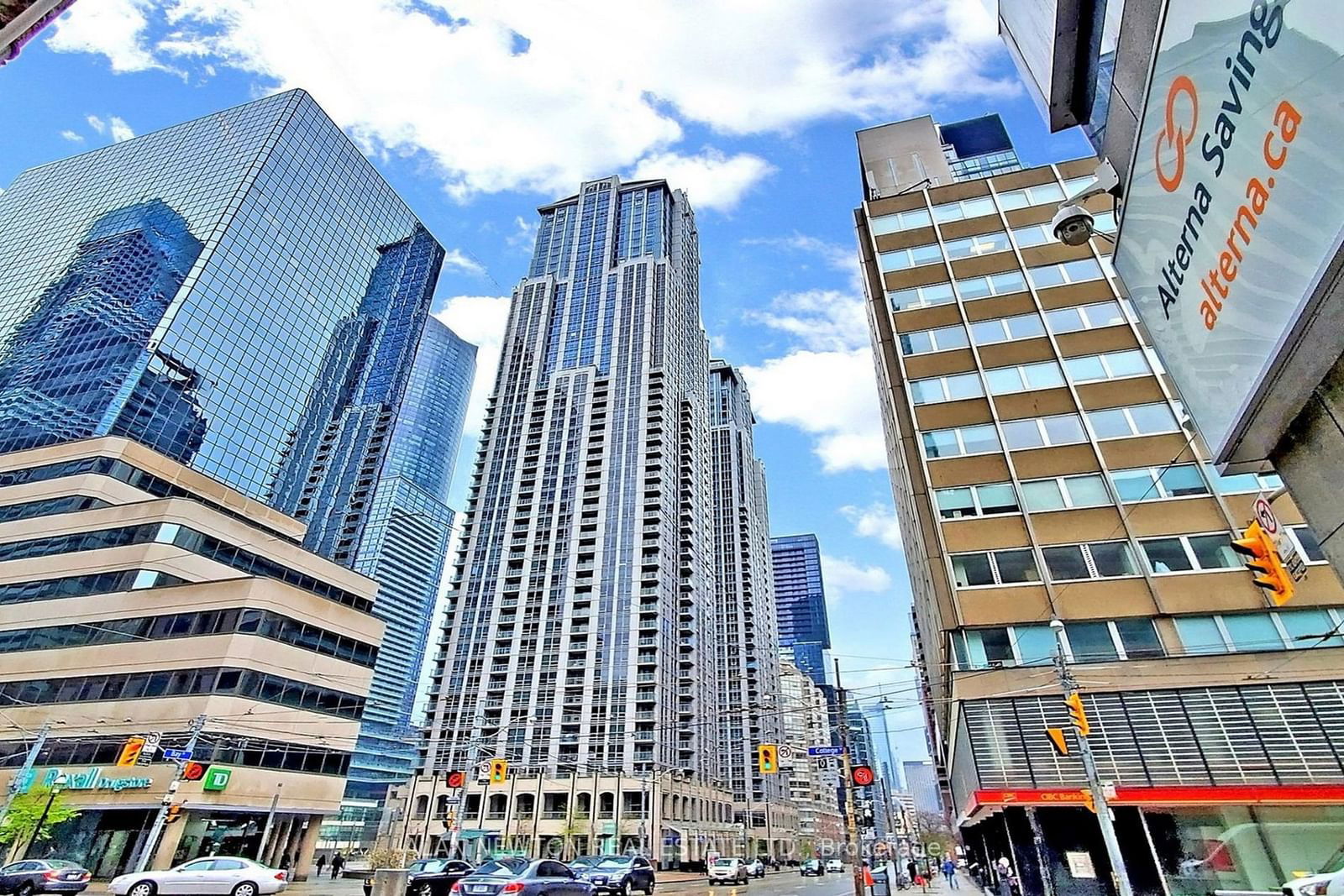 College Park North Tower, Downtown, Toronto