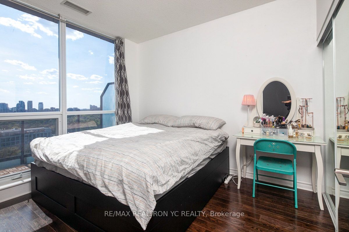 2885 Bayview Ave, unit 1513 for rent