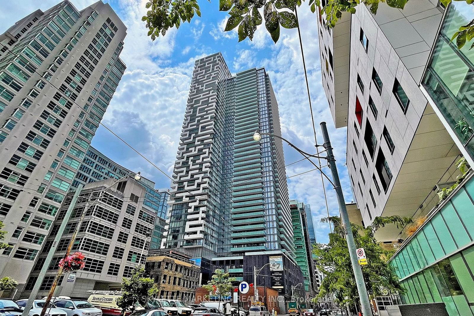 20 Lombard St, unit 3404 for rent