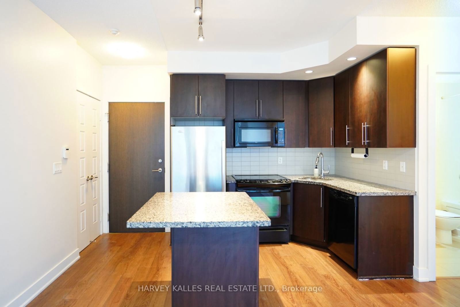 28 Linden St, unit 2901 for rent