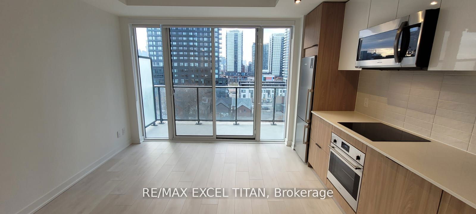 5 Defries St, unit 716 for rent