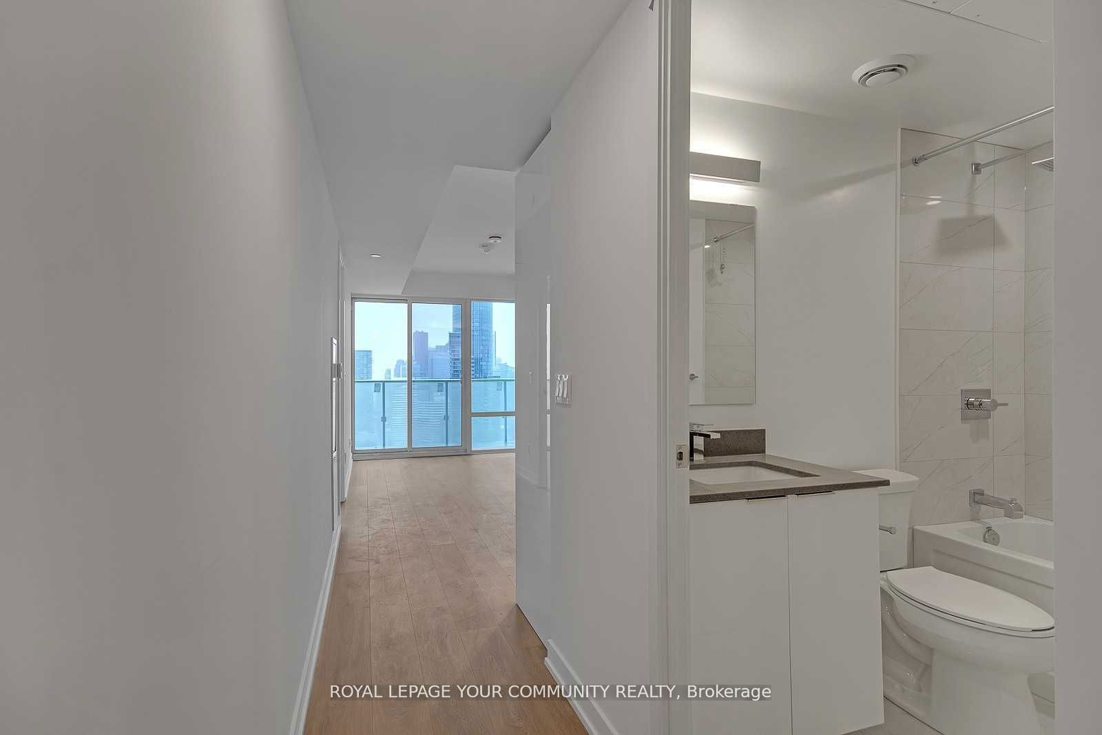 501 Yonge St, unit 4910 for rent