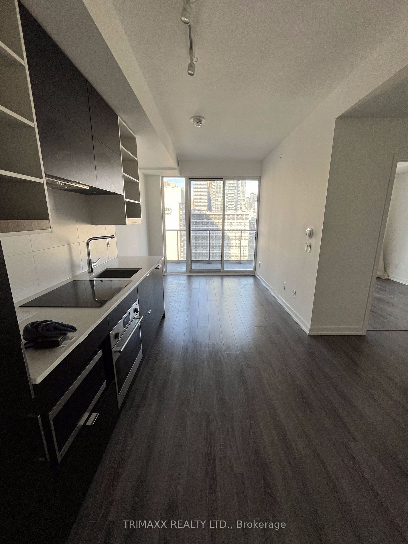 20 Edward St, unit 1923 for rent