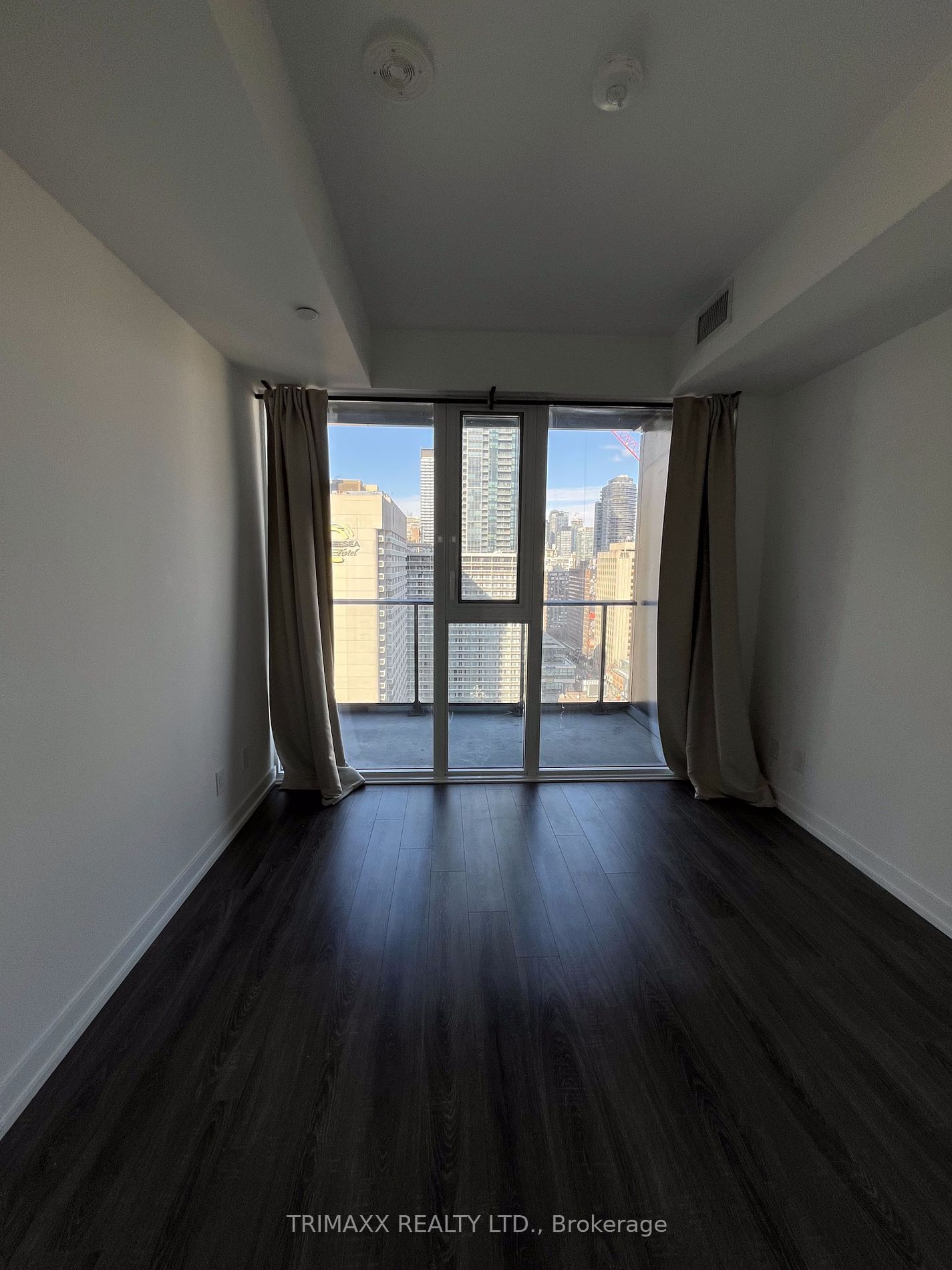 20 Edward St, unit 1923 for rent