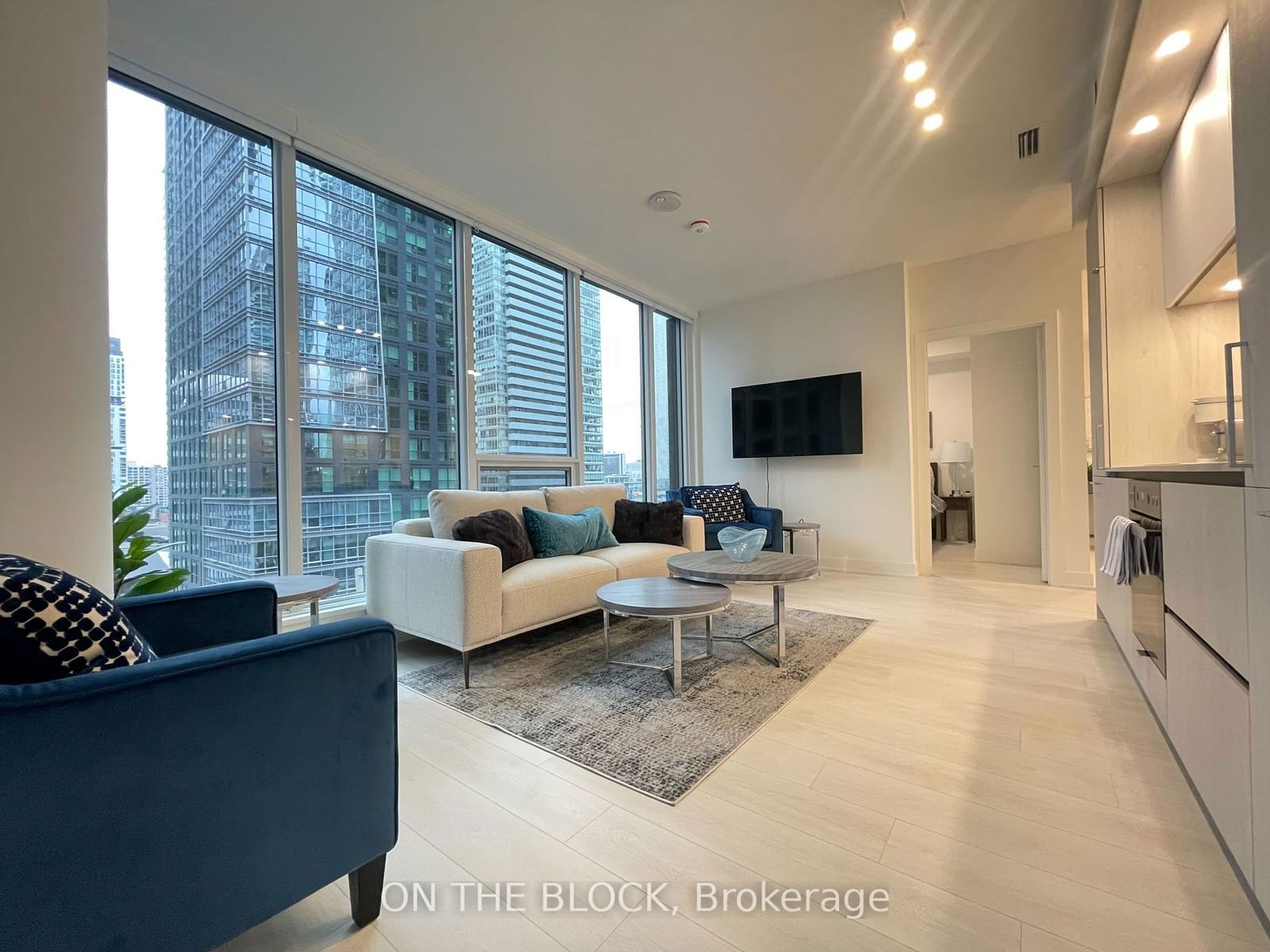 35 Mercer St, unit 1312 for rent