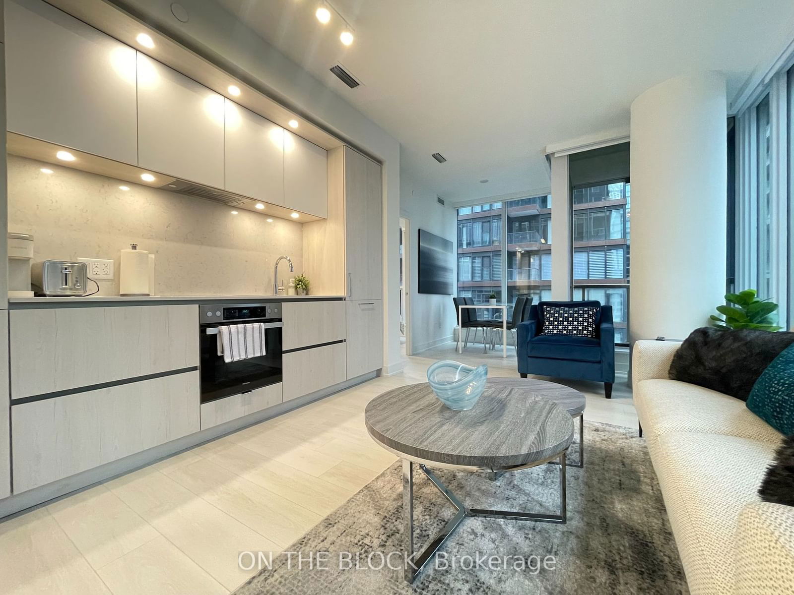 35 Mercer St, unit 1312 for rent