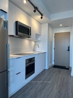 5 Defries St, unit 2209 for rent