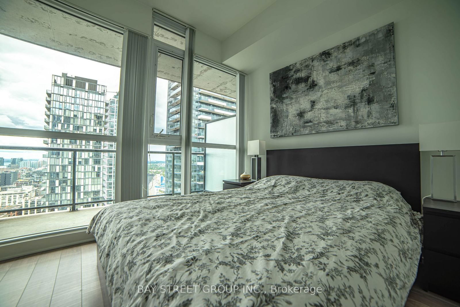 290 Adelaide St W, unit 3112 for sale