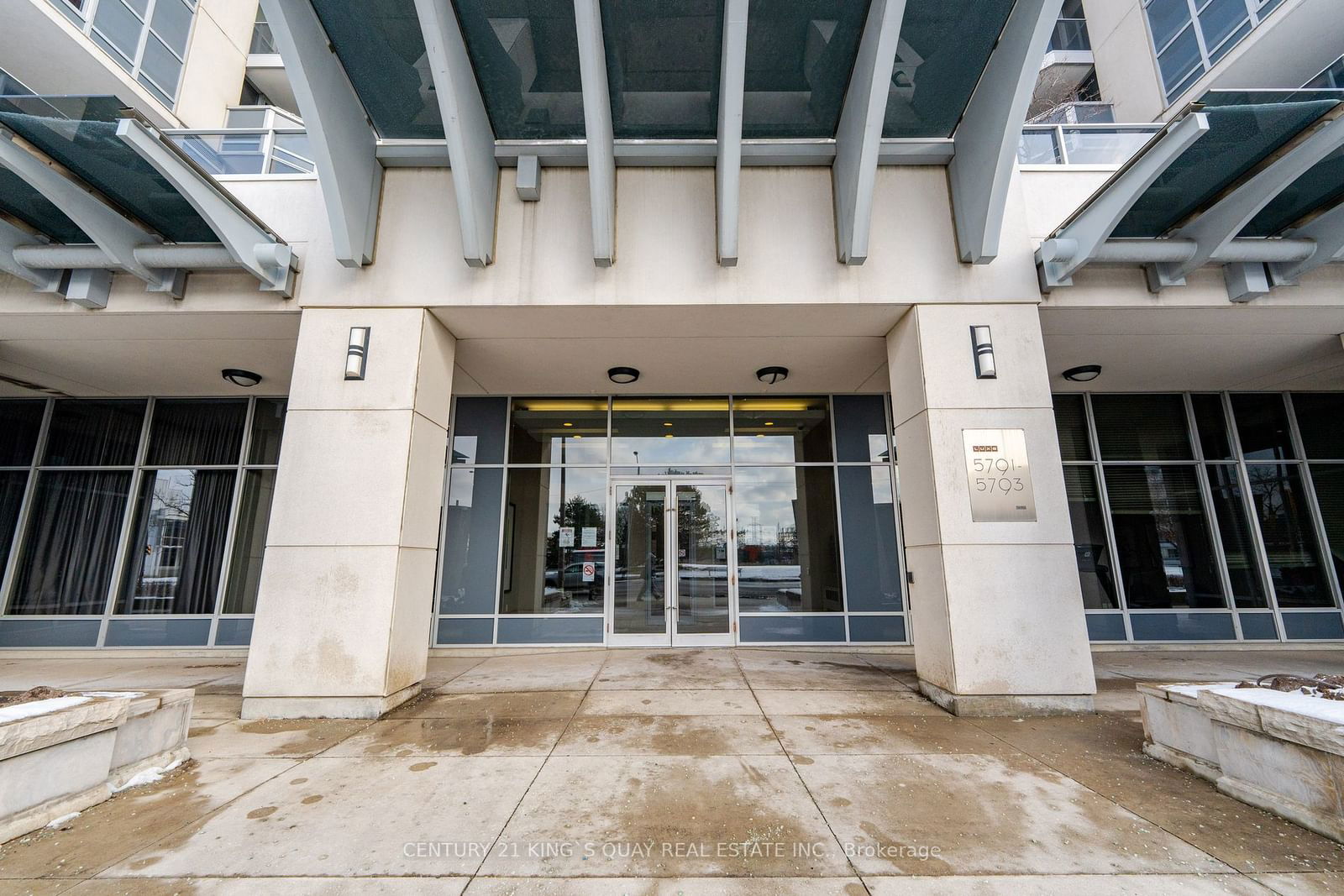 5791 Yonge St, unit 1202 for sale