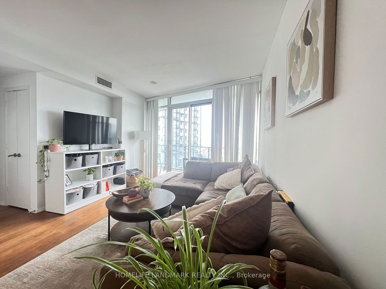 125 Peter St, unit 2301 for sale