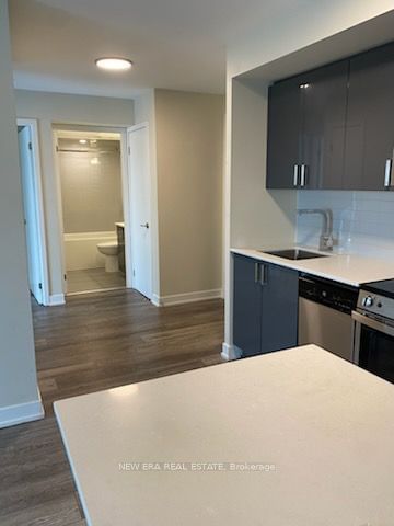 38 Monte Kwinter Crt, unit 1110 for rent