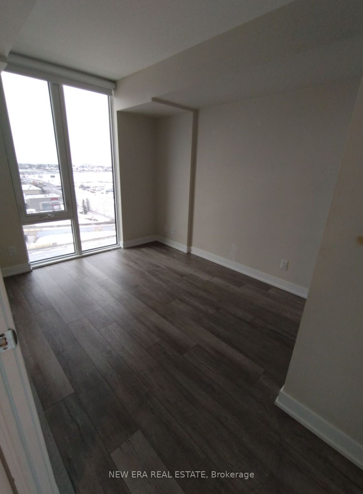 38 Monte Kwinter Crt, unit 1110 for rent