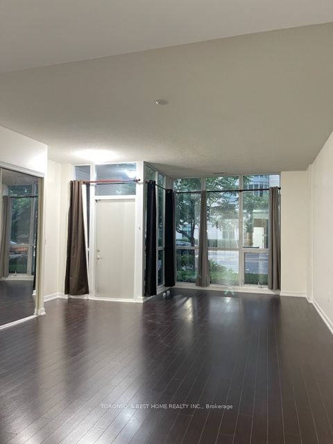 426 Lake Shore Blvd W, unit G05 MF for rent