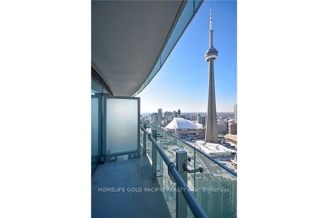 12 York St, unit 3108 for rent