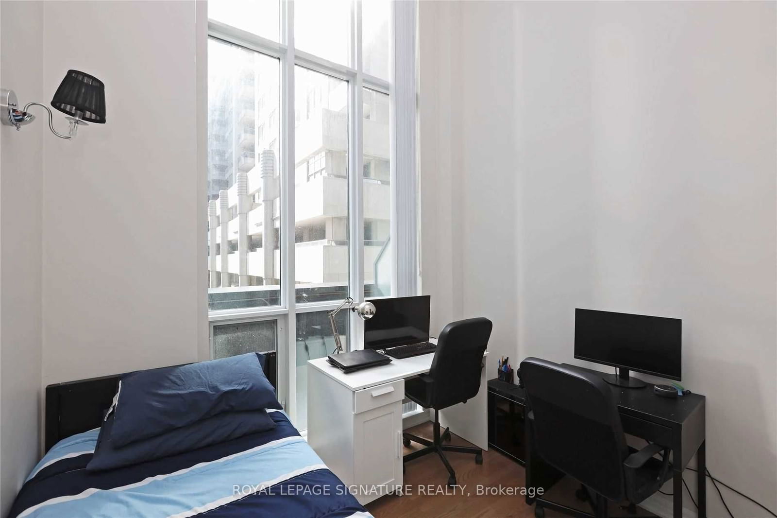 770 Bay St, unit 204 for rent