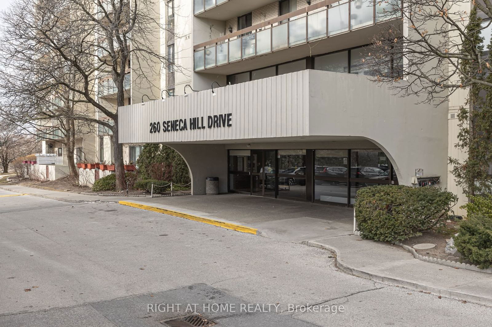 260-350 Seneca Hill Drive Condos, North York, Toronto