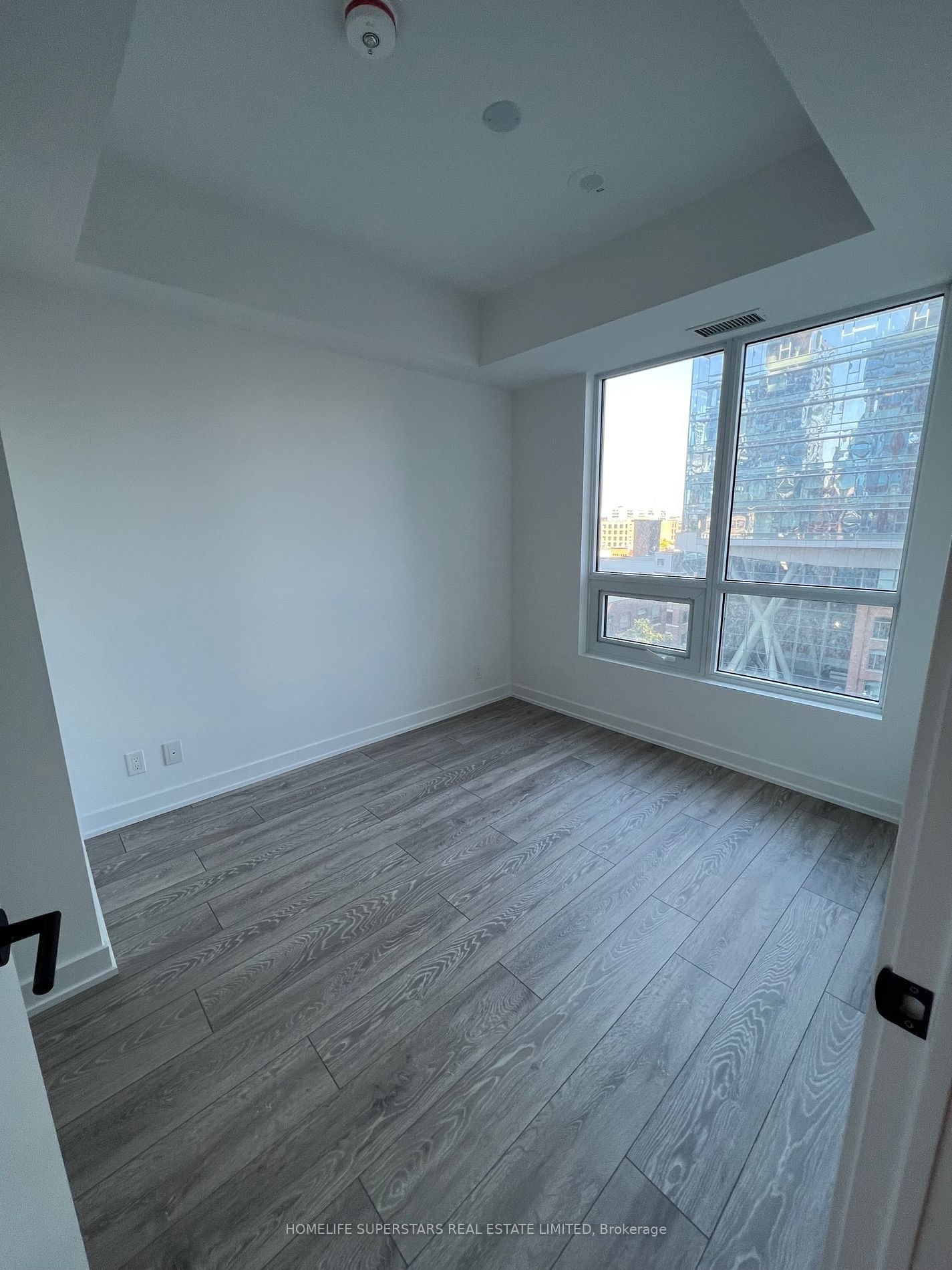 108 PETER St, unit 826 for rent