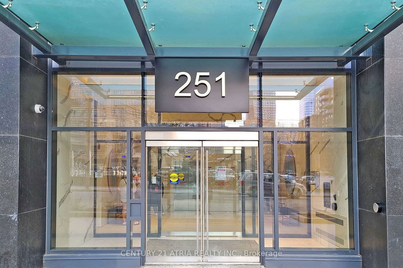 251 Jarvis St, unit 725 for sale