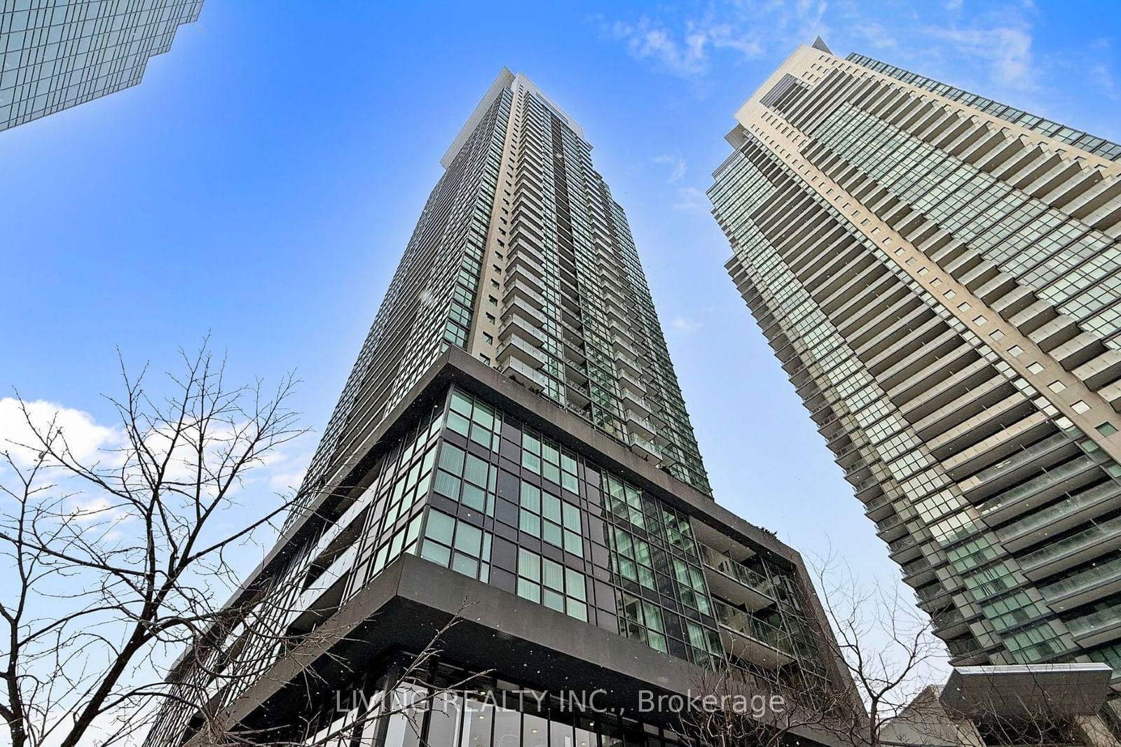 5162 Yonge St, unit PH202 for rent