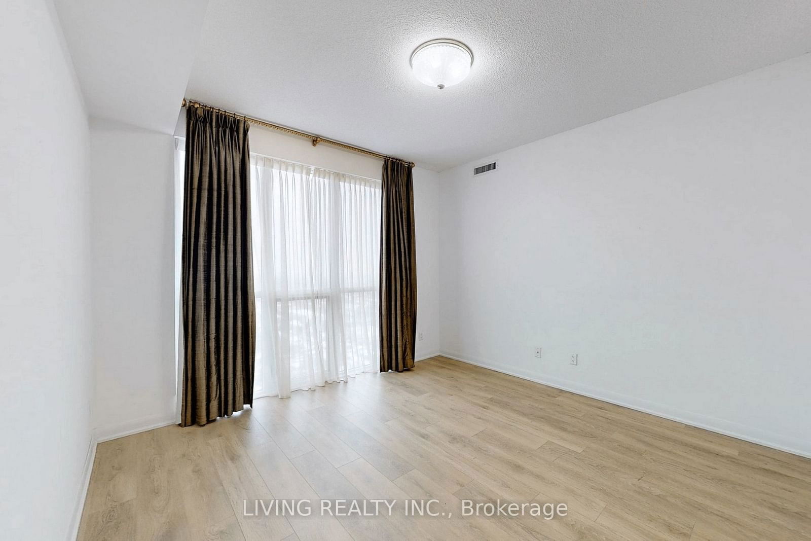 5162 Yonge St, unit PH202 for rent