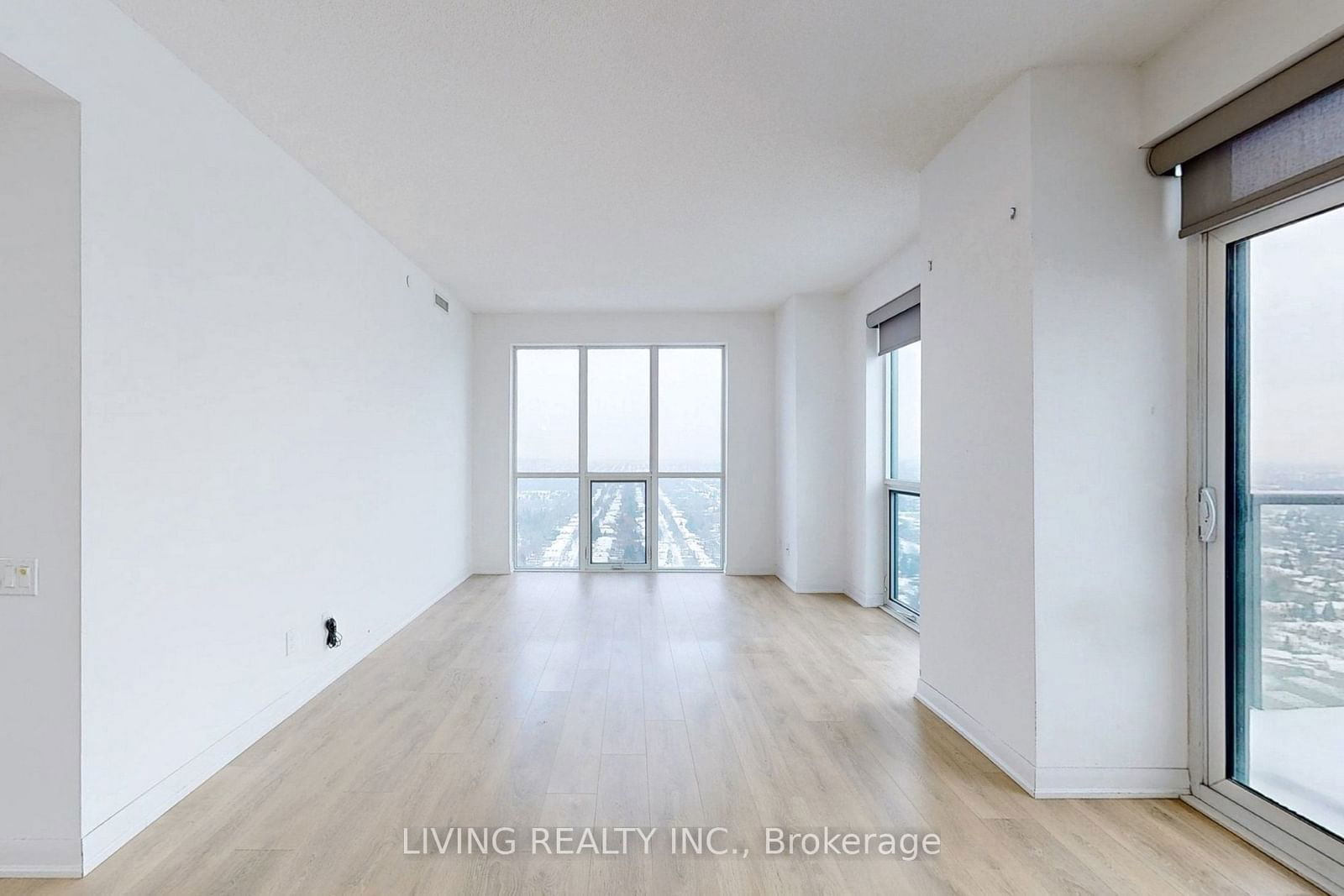 5162 Yonge St, unit PH202 for rent