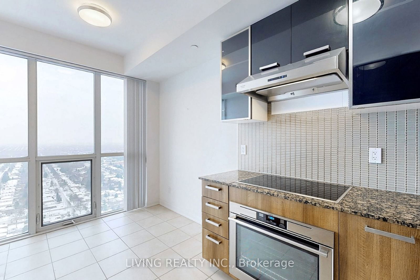 5162 Yonge St, unit PH202 for rent